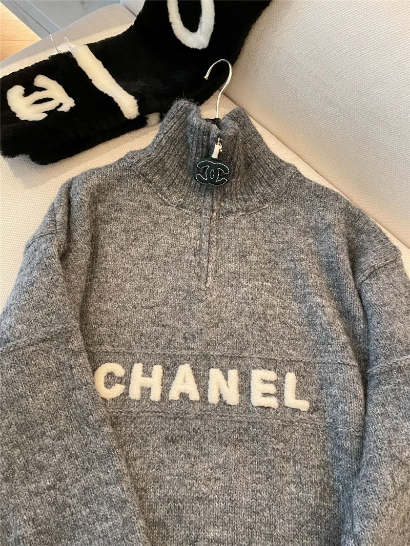 Chanel Logo Turtleneck Loose Sweater Grey