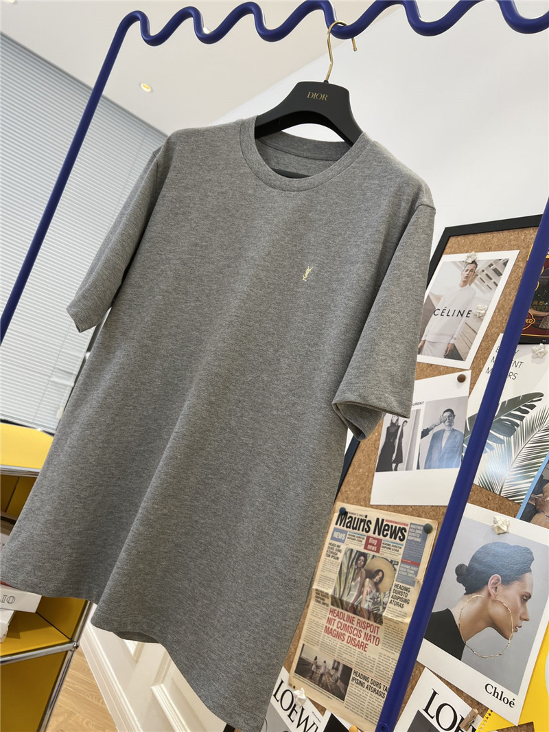 Y51 new embroidered t-shirt