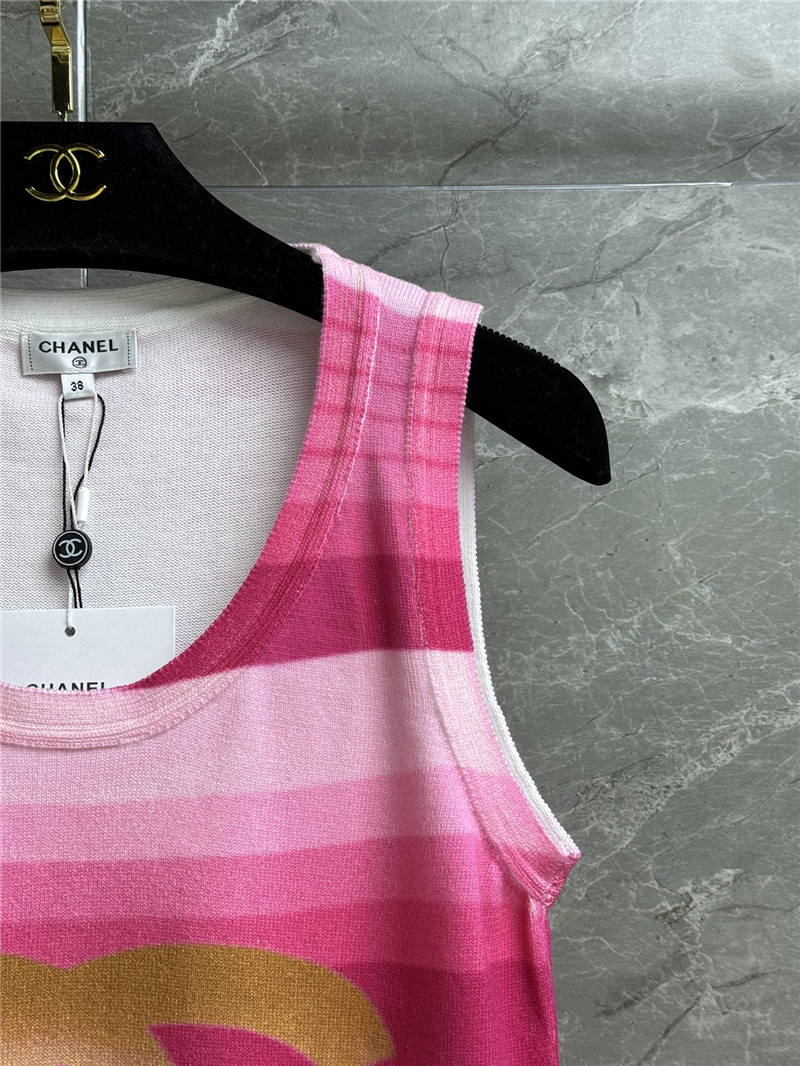 Ch**el pink logo vest