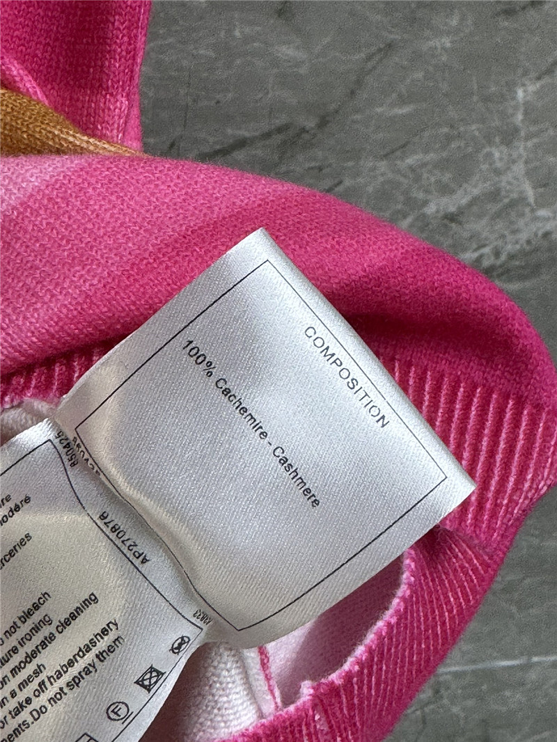 Ch**el pink logo vest