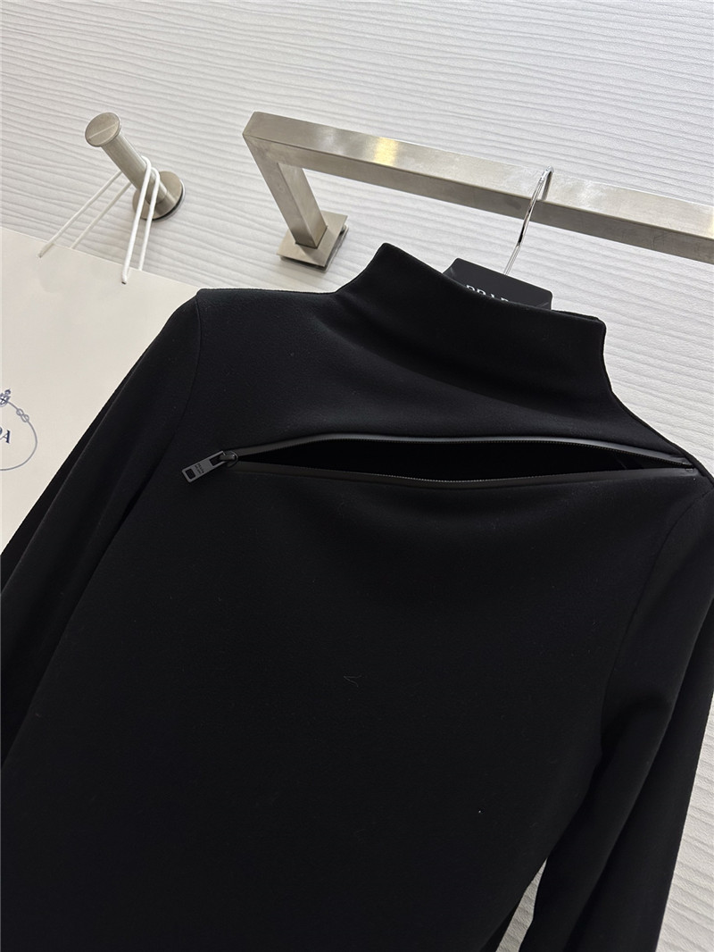 Pra*a classic logo stand collar bottoming shirt