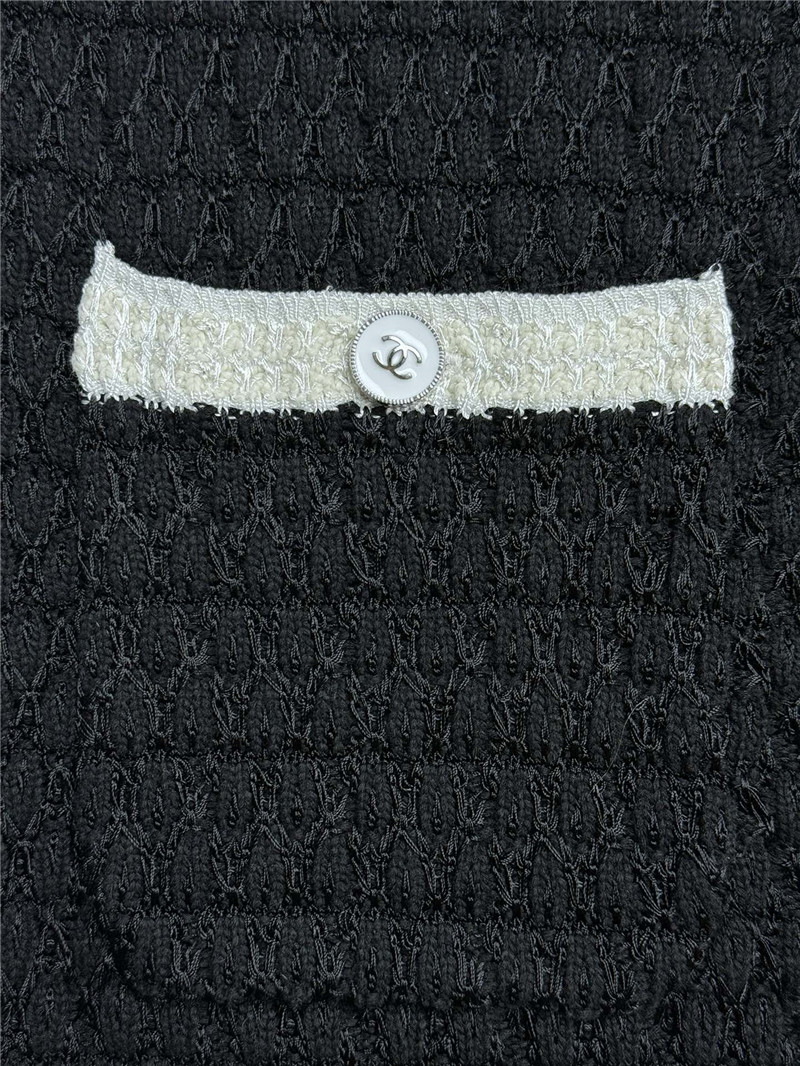 Ch**el sleeveless knitted skirt