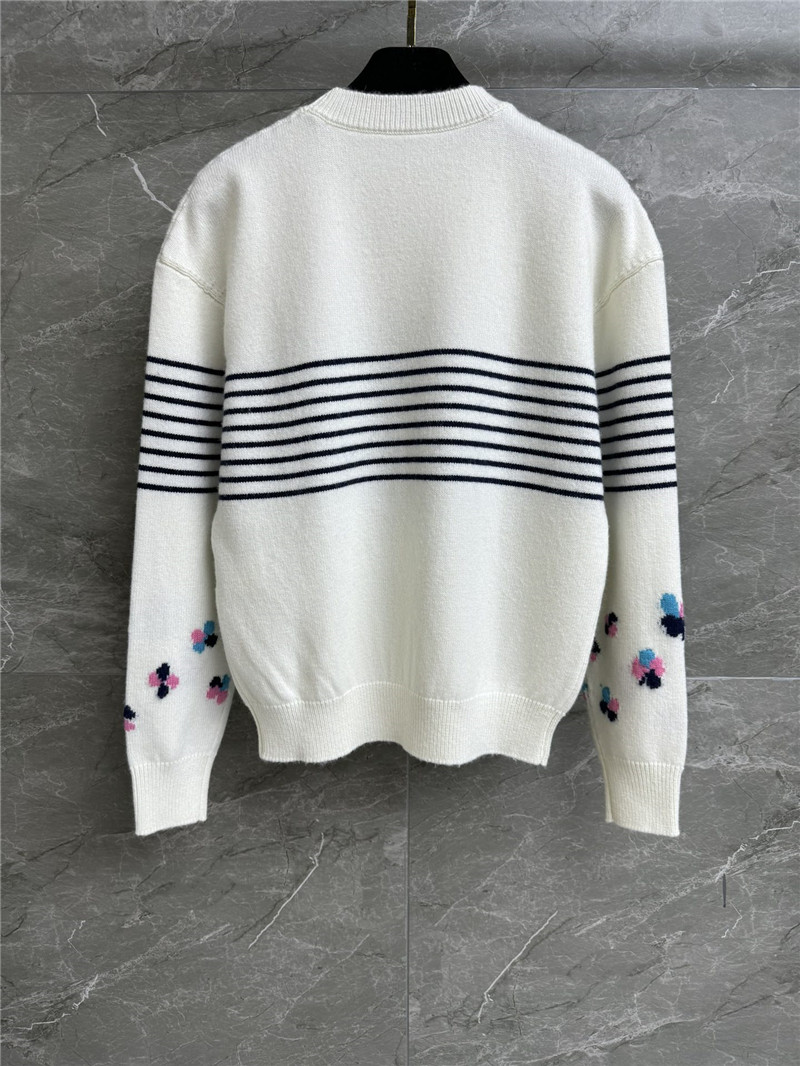 Chanel double c cashmere sweater