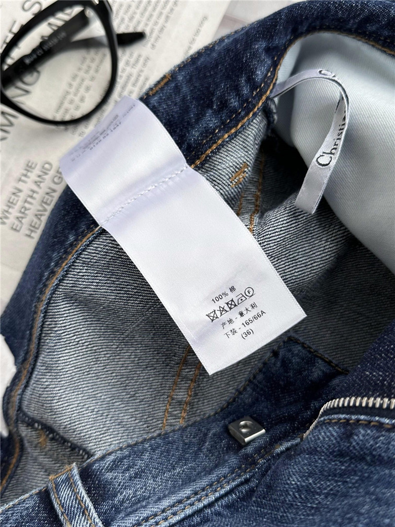 D10r washed denim skirt