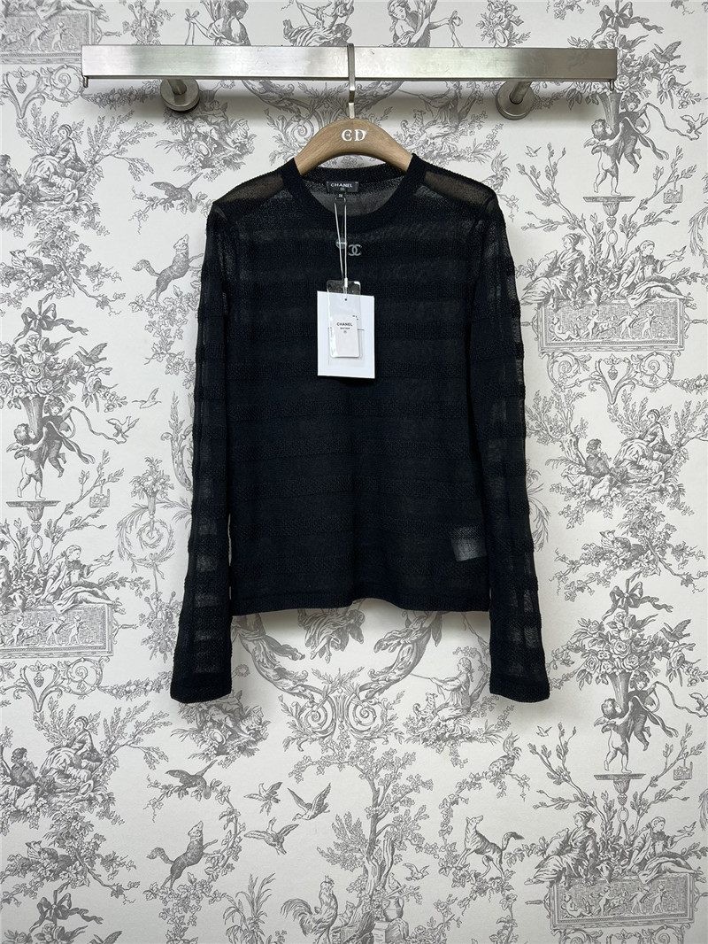 Chanel new round neck knitted long sleeves