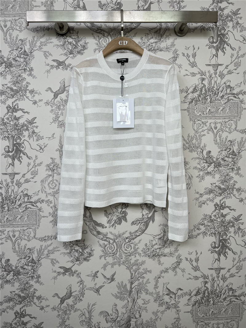 Chanel new round neck knitted long sleeves