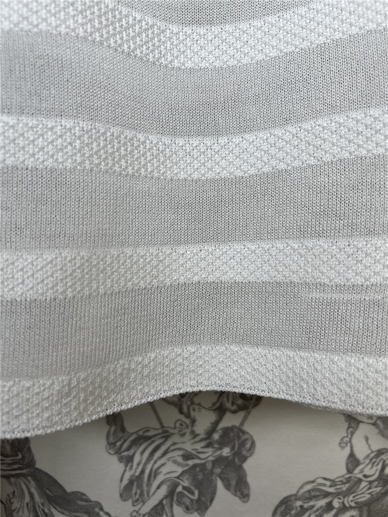 Chanel new round neck knitted long sleeves