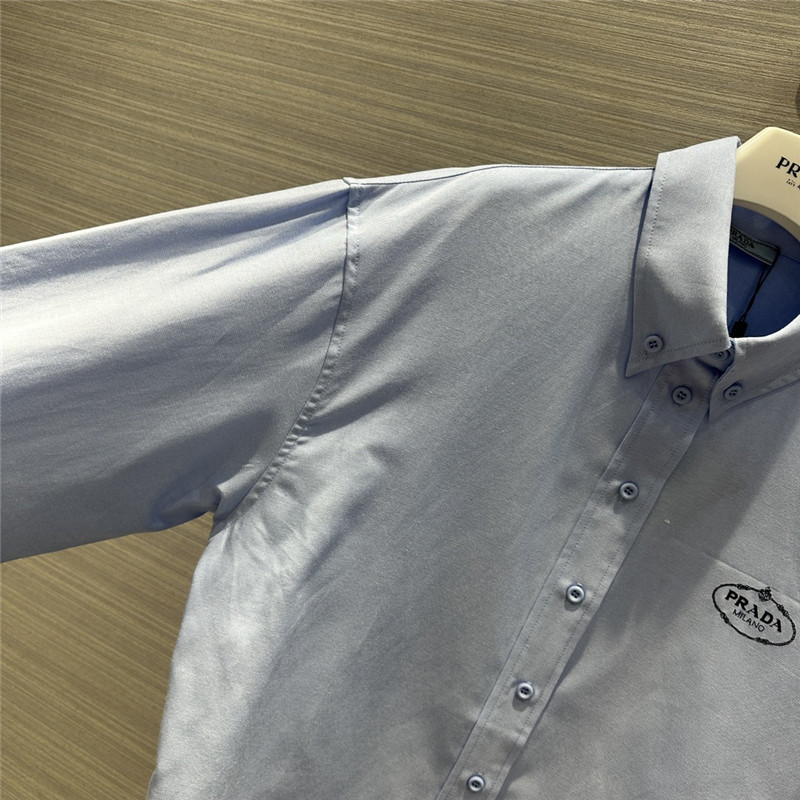 Pra*a vintage men’s and women’s oxford cotton shirt