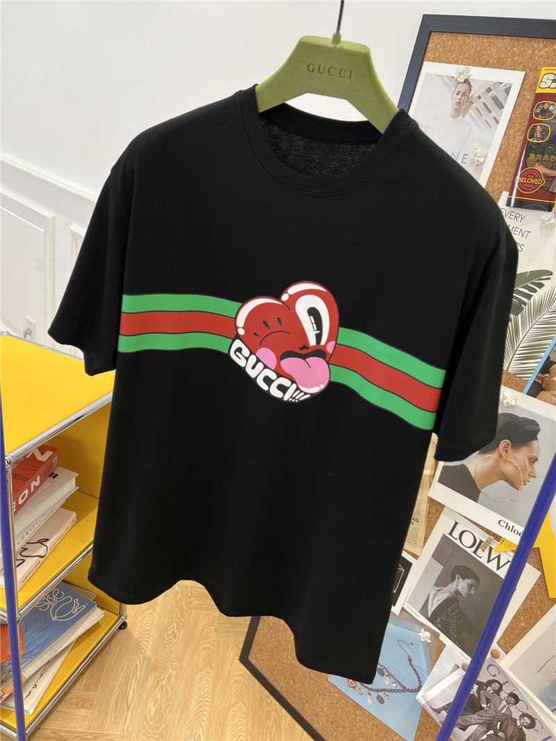 Gvc*1 early autumn capsule collection printed t-shirt