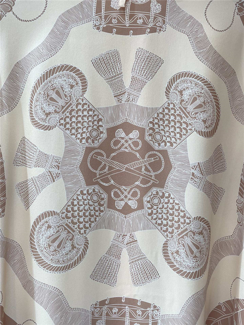 H**me5 early spring silk shirt