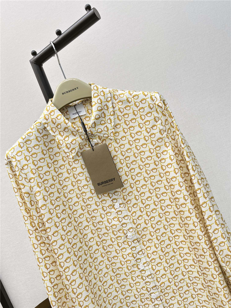 Bv*b*rry b letter print silk shirt
