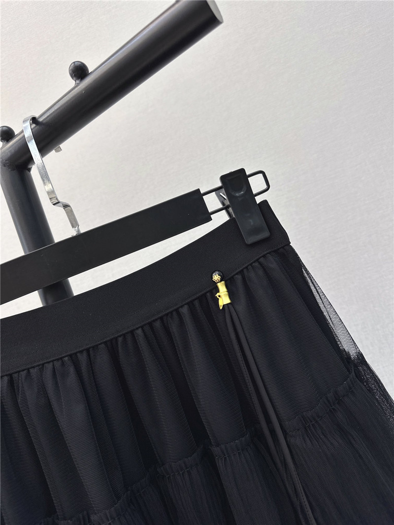 M1um1u new heavy layered mesh skirt