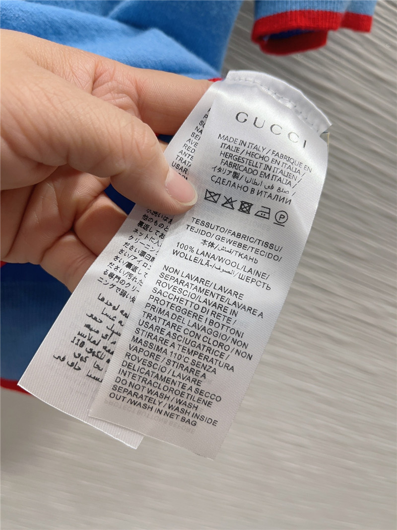 Gvc*1 classic crew neck pullover sweater