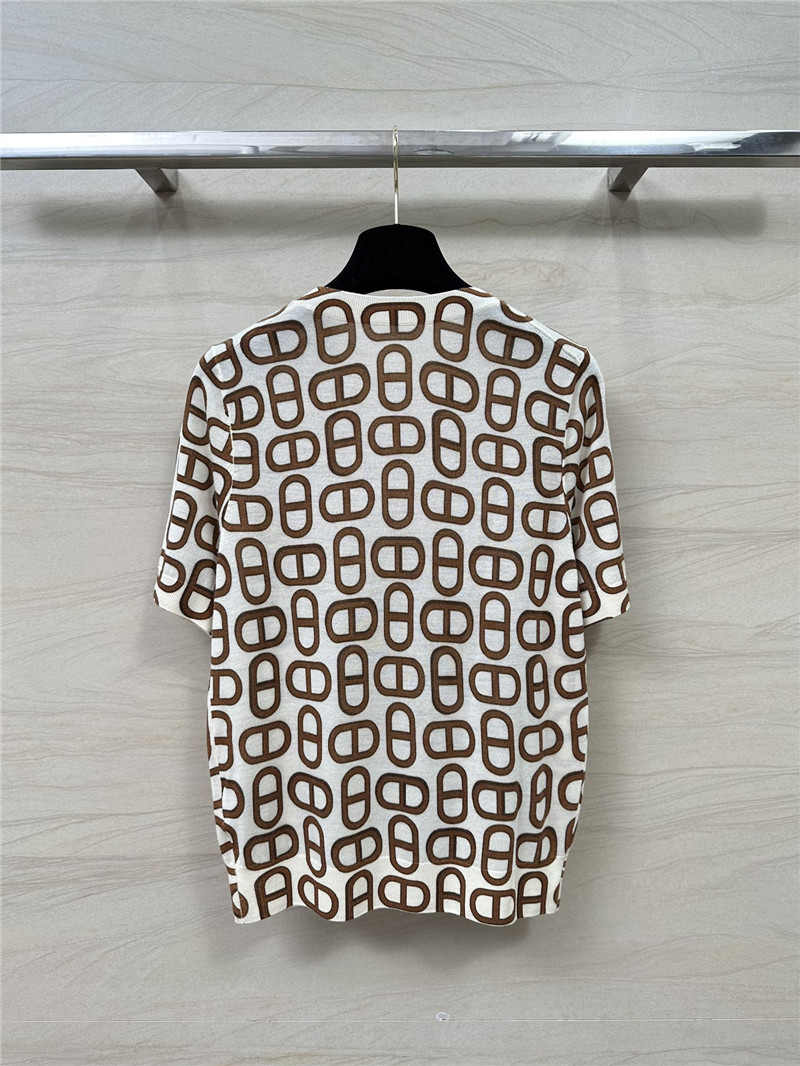 H**me5 graffiti print graphic short-sleeved top