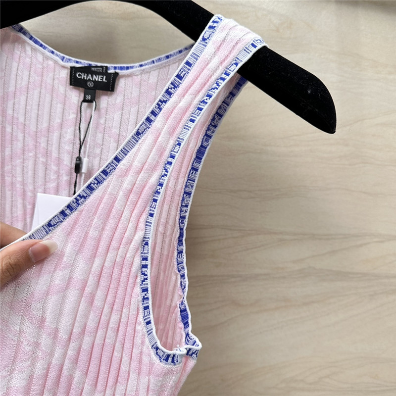 Chanel letter crochet contrasting vest top