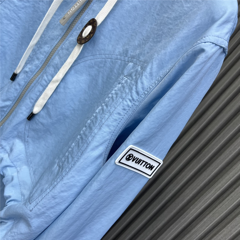 l0vis Vvtt0n lv pleated hooded jacket