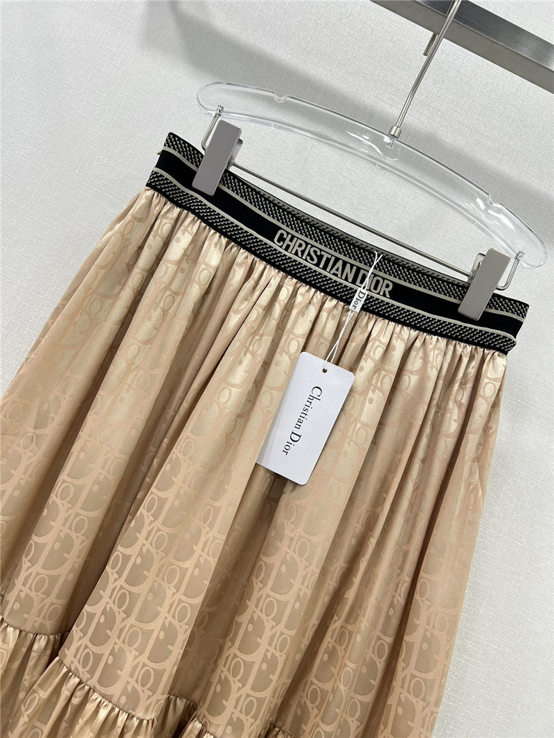 dior oversized skirt