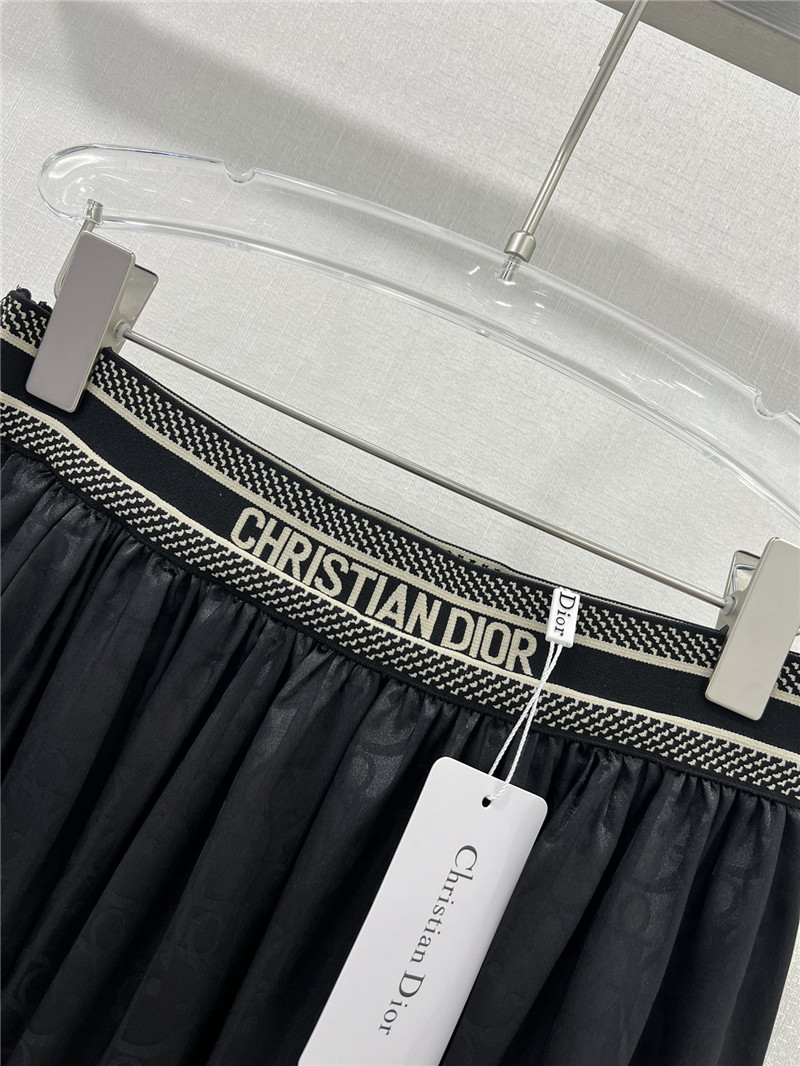 D10r oversized skirt