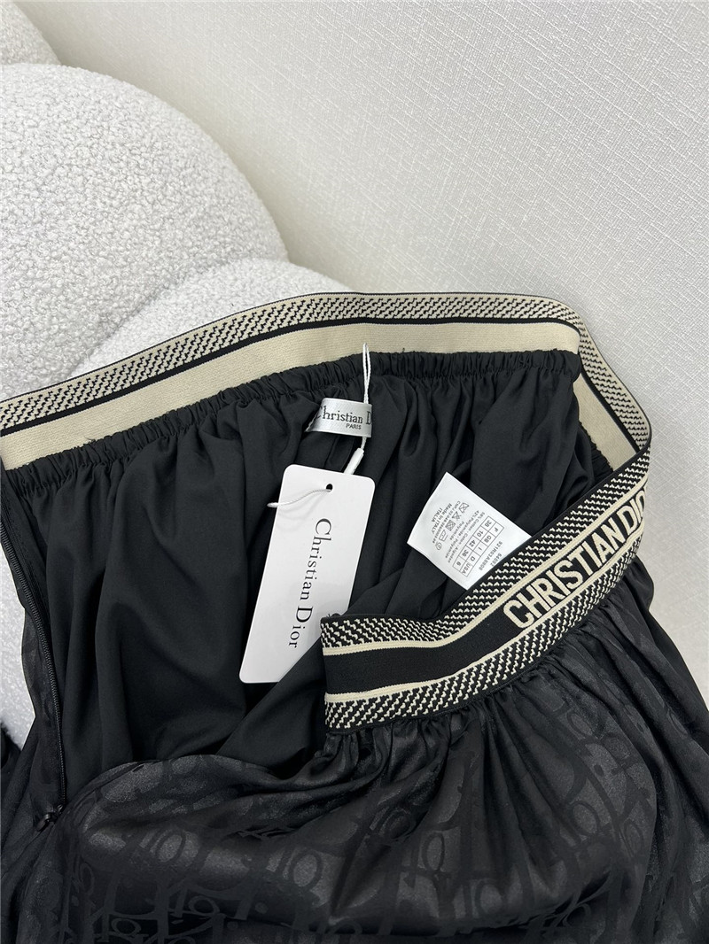 D10r oversized skirt