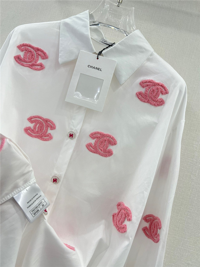 Ch**el contrast towel logo shirt