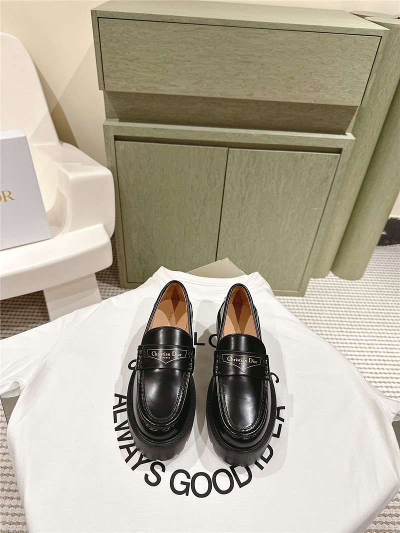 Ch**el new wood grain platform sandals