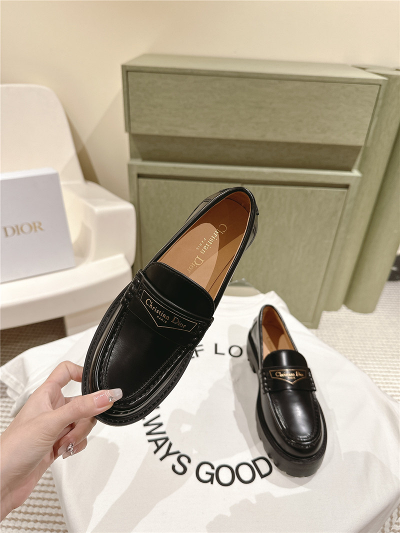 Ch**el new wood grain platform sandals