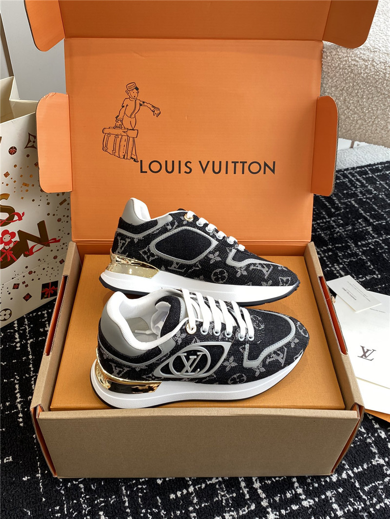 l0vis Vvtt0n lv calfskin monogram run away sneakers