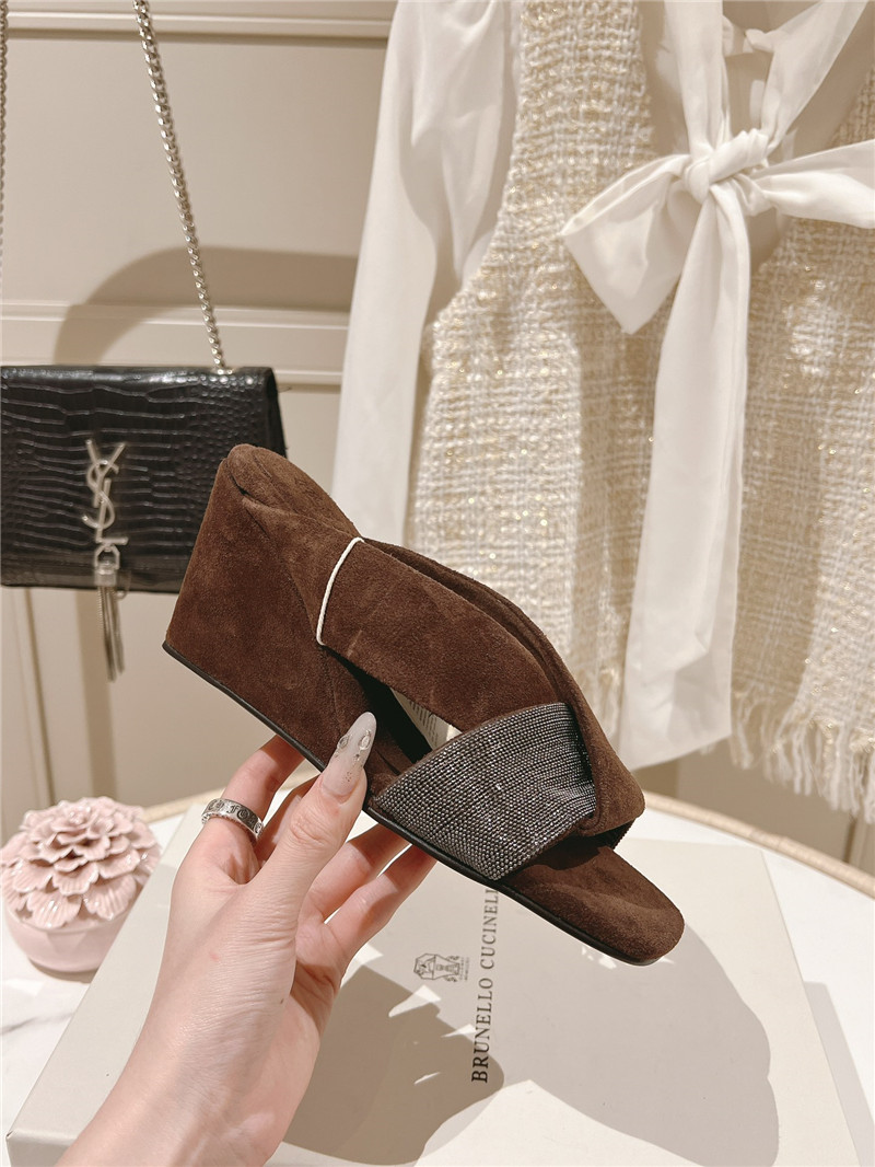 BC steel diamond wedge slippers