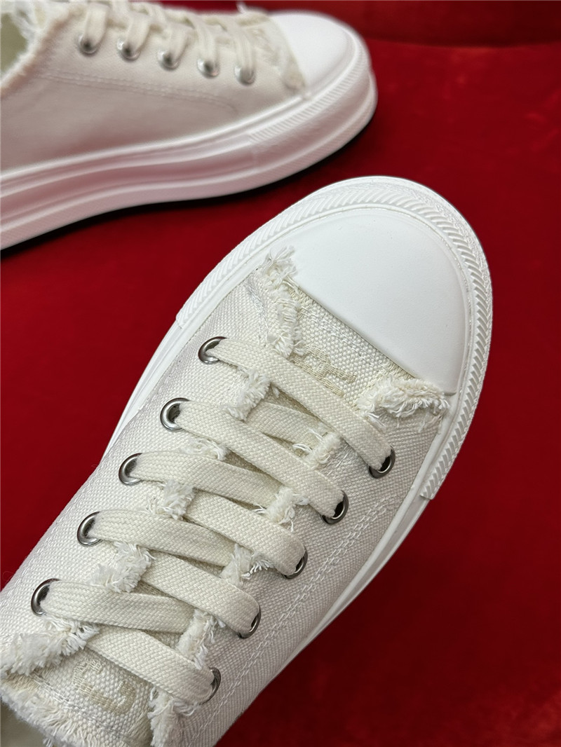 D10r platform sneakers for women