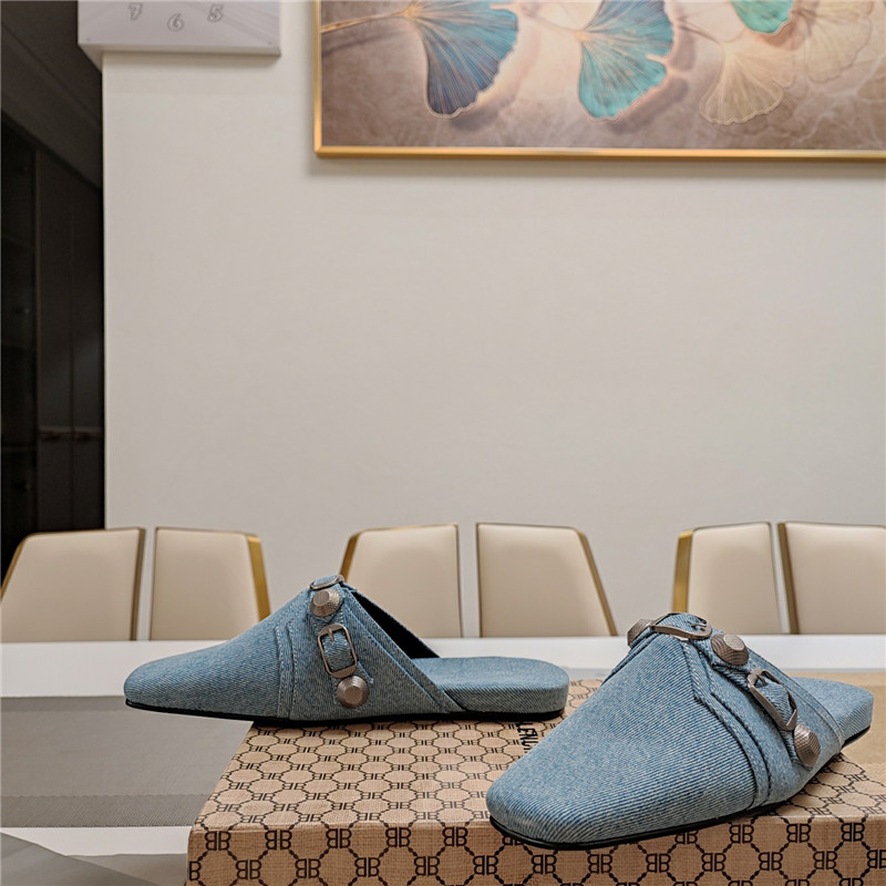 Ba1en*iaga washed denim new color rivet series half-pants