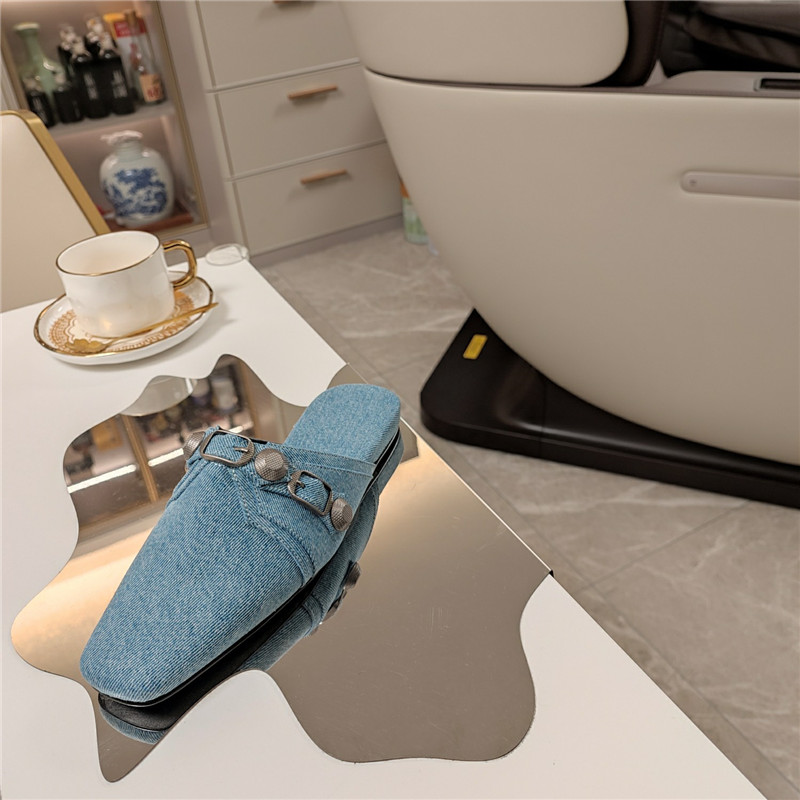 Ba1en*iaga washed denim new color rivet series half-pants