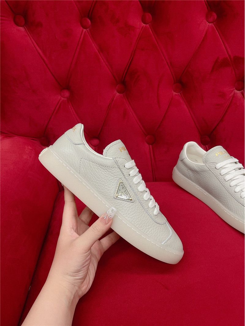 Pra*a women’s sneakers sale