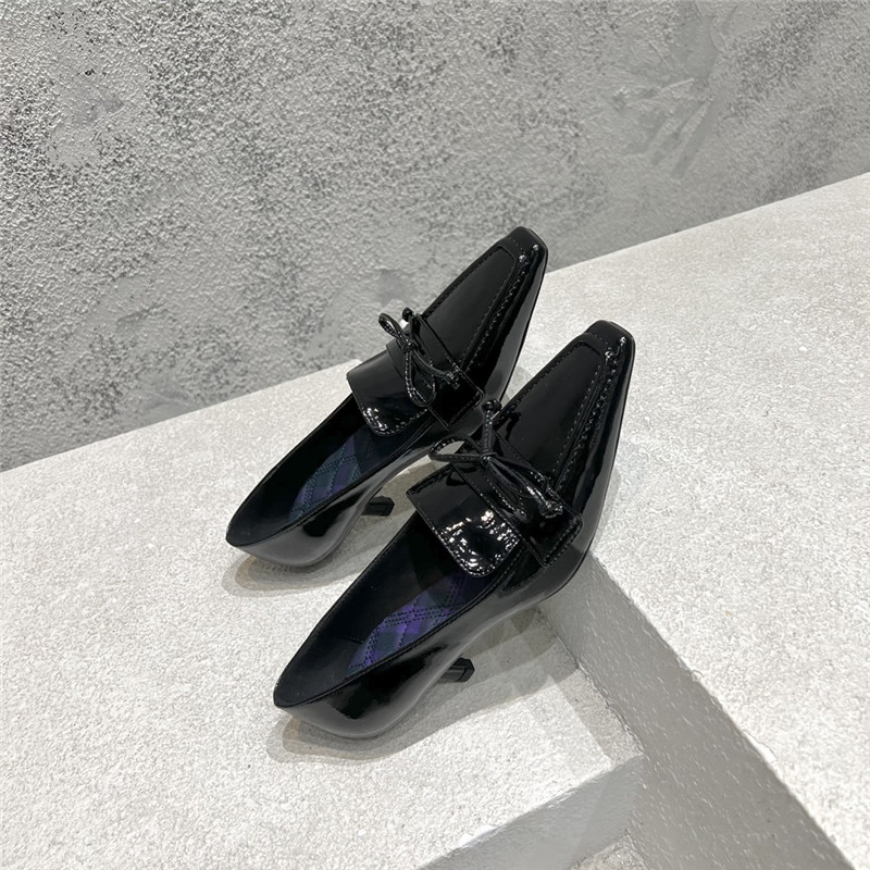 Burberry new fur heel half slippers