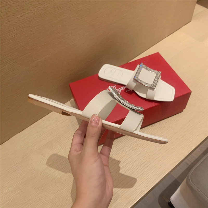 Roger vivor square buckle half drag