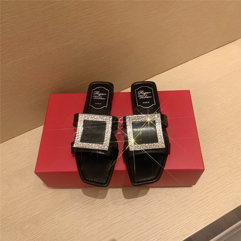 Roger vivor square buckle half drag