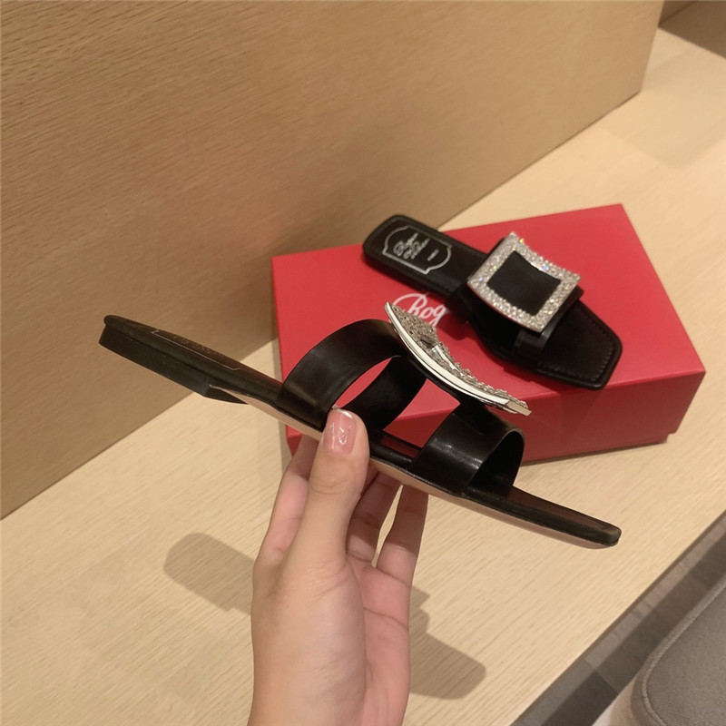 Roger vivor square buckle half drag