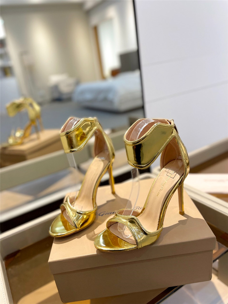 gianvito rossi new sandals