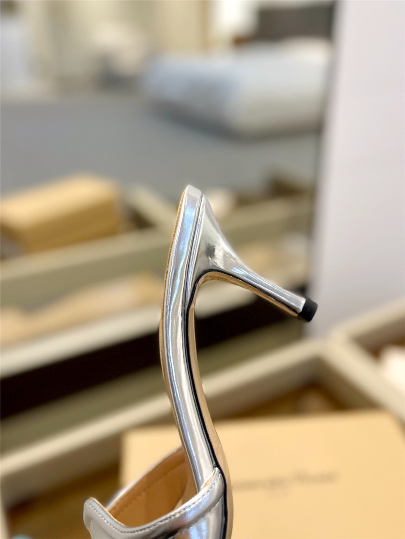 gianvito rossi new semi-trailer