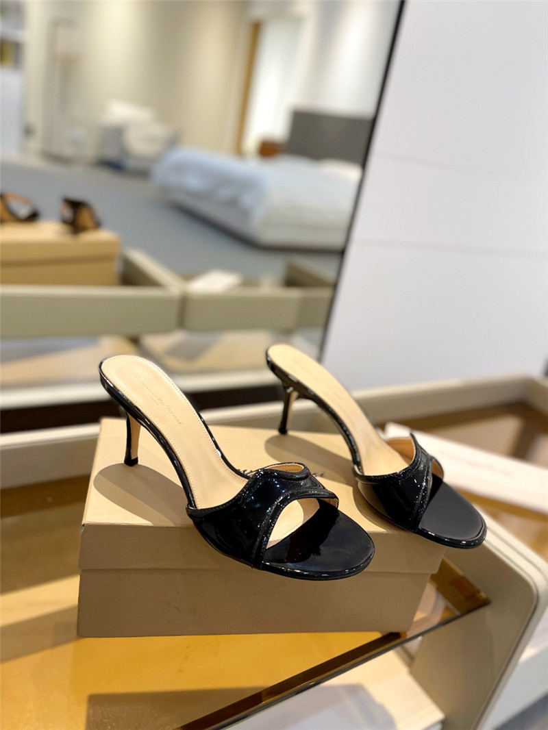gianvito rossi new semi-trailer