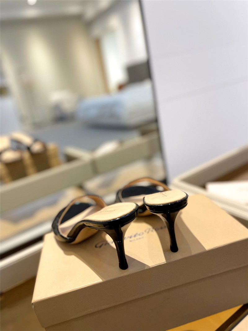 gianvito rossi new semi-trailer