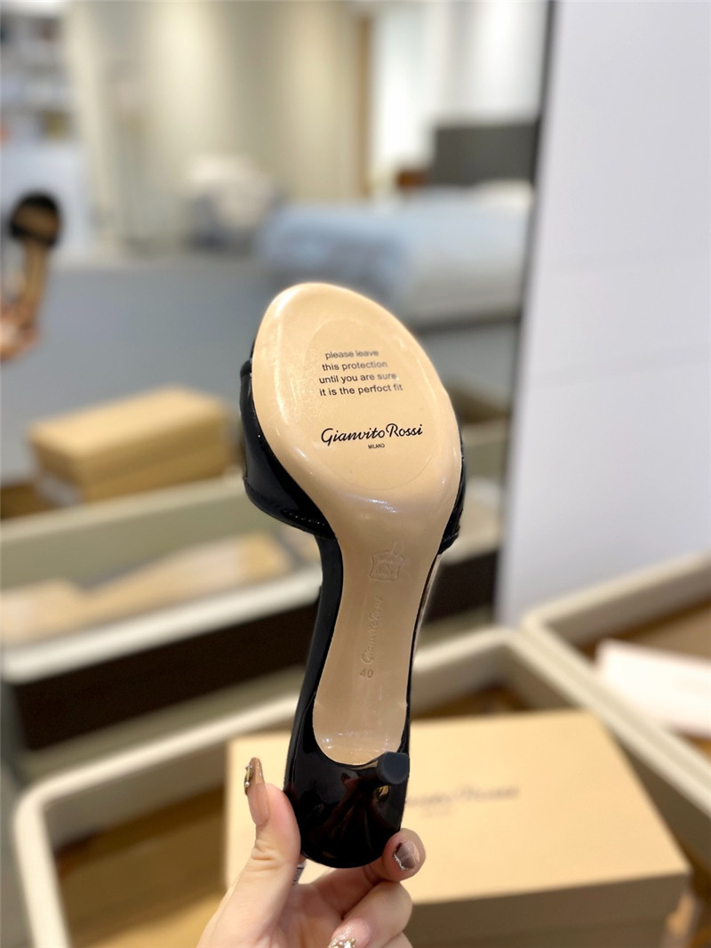 gianvito rossi new semi-trailer