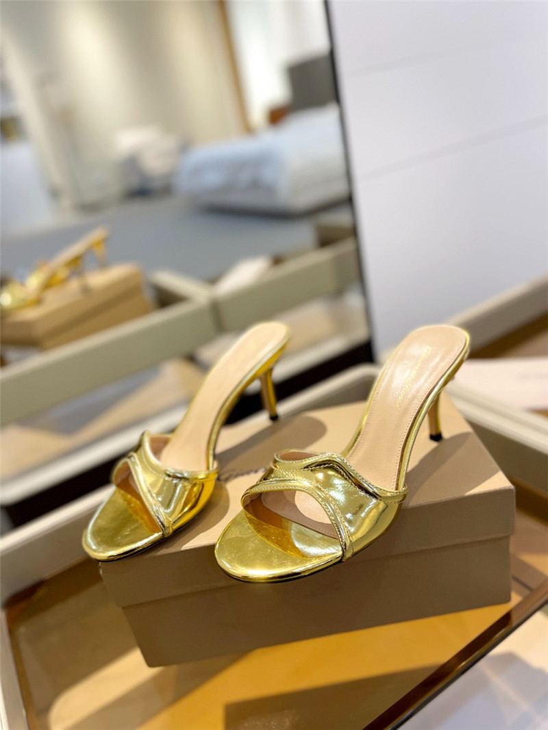 gianvito rossi new semi-trailer