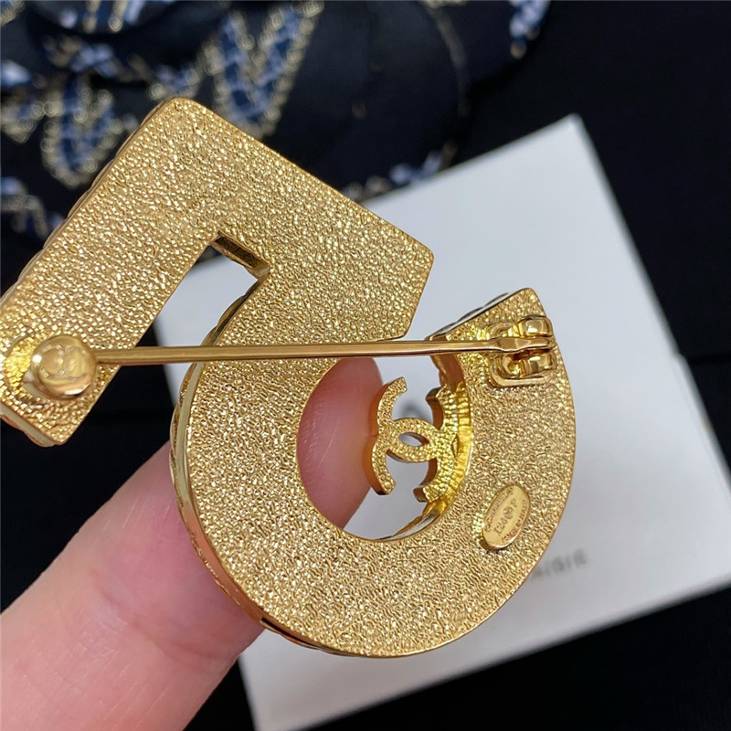Chanel denim 5 word double c brooch