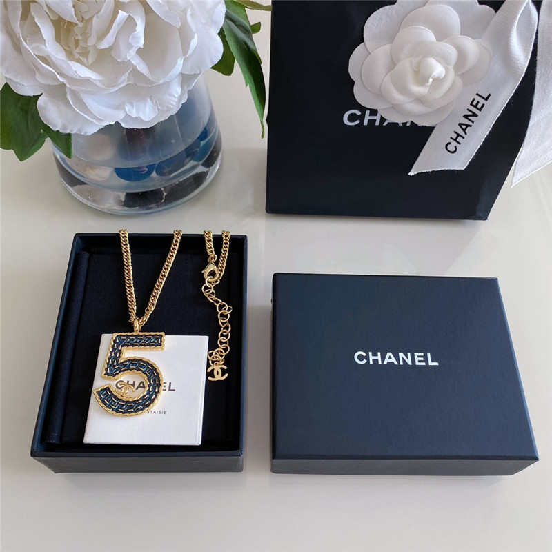 Chanel denim 5 word double c necklace