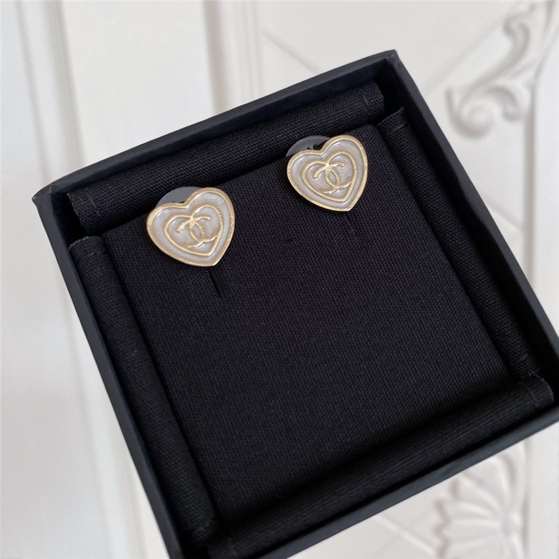 Chanel double circle enamel small love earrings