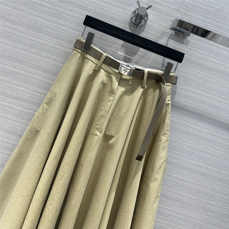 prada versatile minimalist long skirt