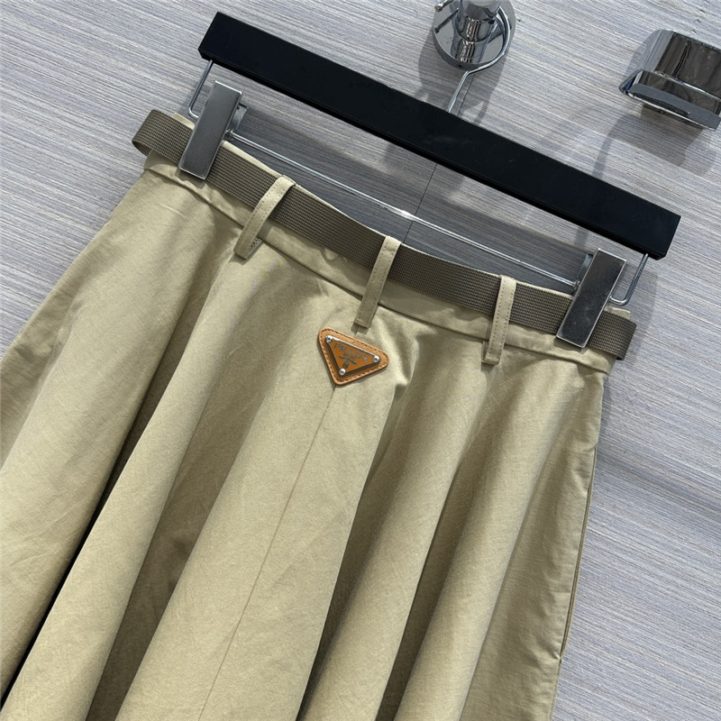 prada versatile minimalist long skirt
