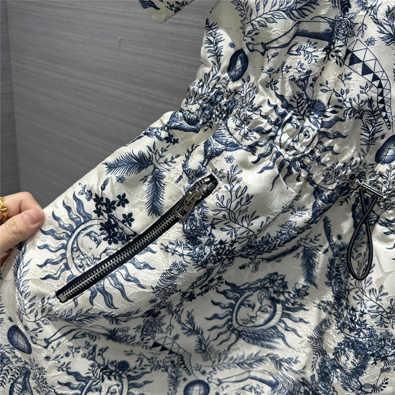 D10r sun god positioning print pattern oblique jacquard dress