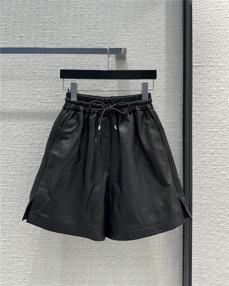 loewe elastic high waist sheepskin casual large shorts