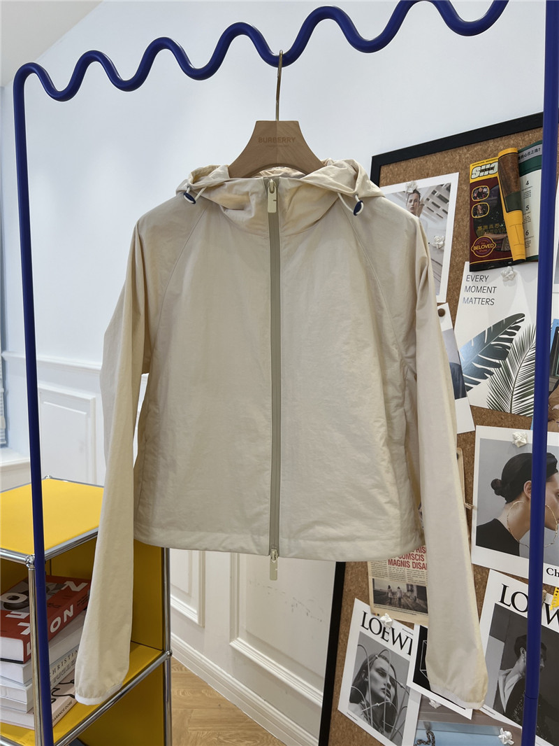 Burberry cropped waist-length nylon jacket